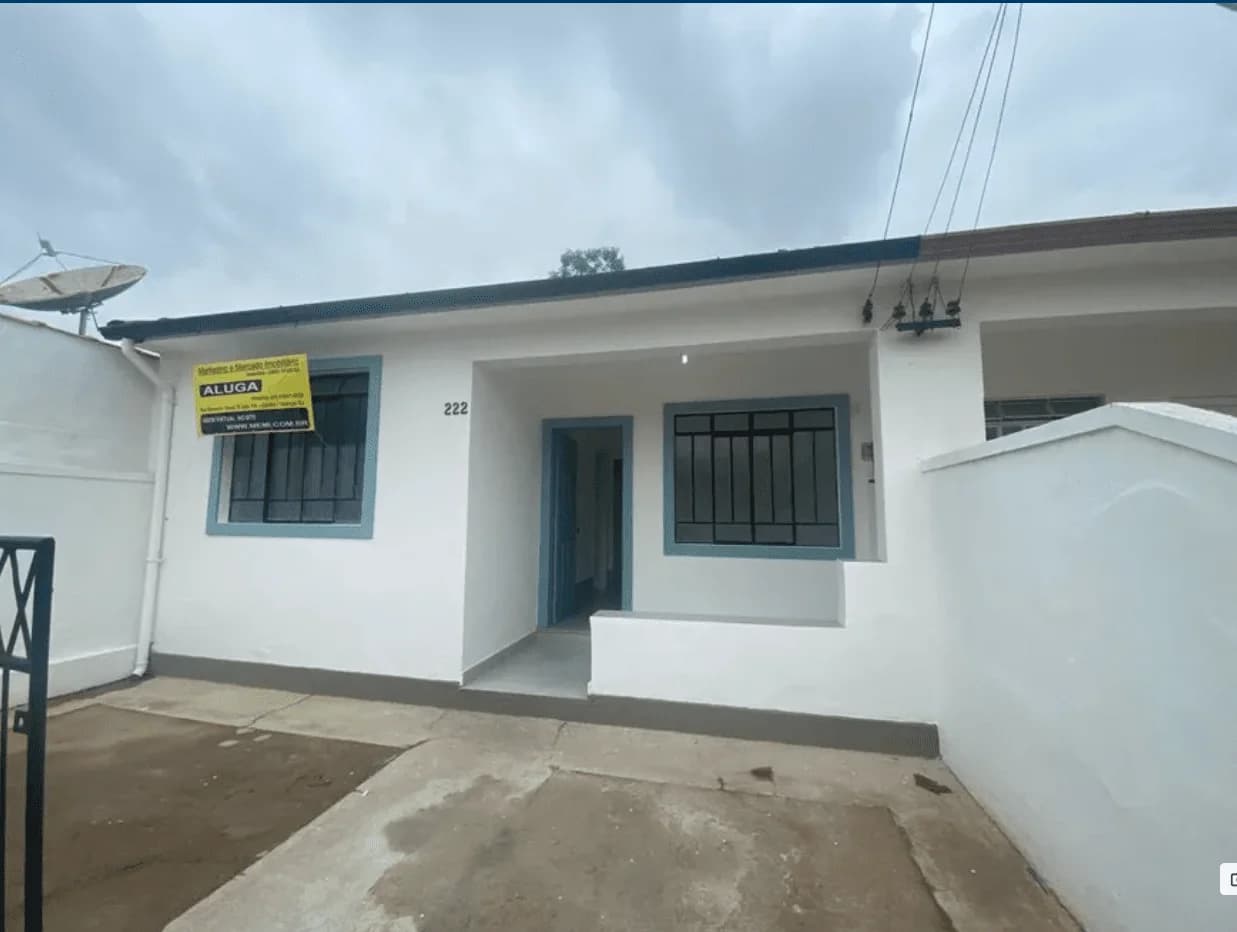 Casa 2Q a 250 metros do Hospital Escola – Valença – RJ