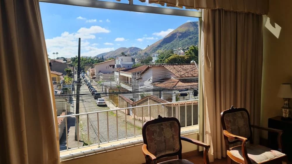 Casa – Rua Rui Barbosa 140 Valença